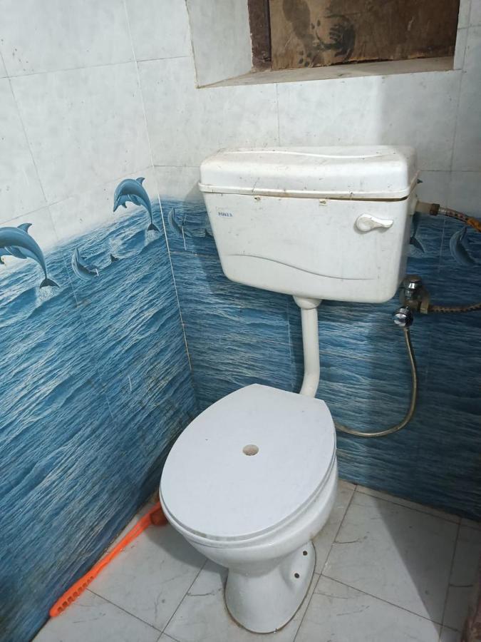 Shri Swami Sheetal Das Sewa Trust B1-88 Assi , Near Pushkar Talab,Varanasi, Ashram Dharmshala Hotel Bagian luar foto