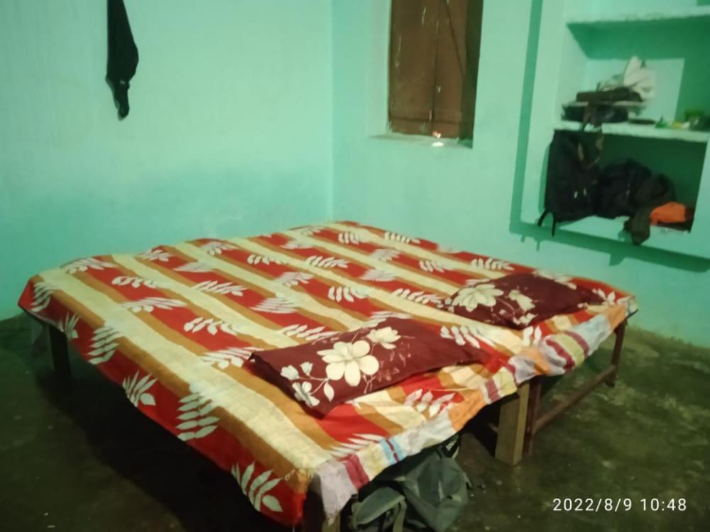 Shri Swami Sheetal Das Sewa Trust B1-88 Assi , Near Pushkar Talab,Varanasi, Ashram Dharmshala Hotel Bagian luar foto