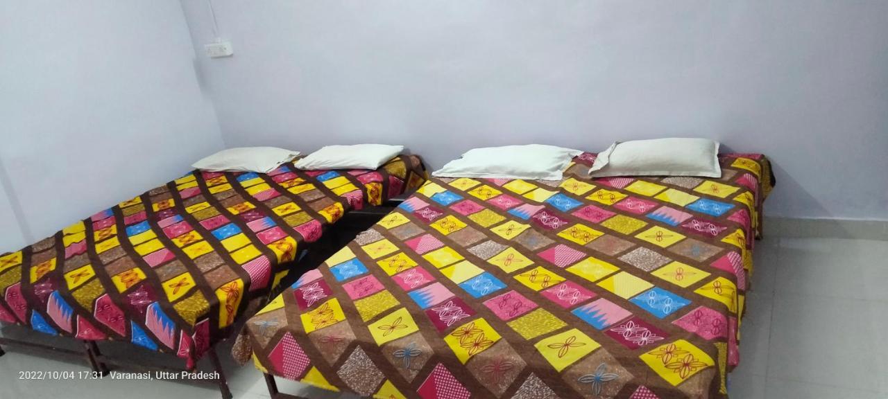 Shri Swami Sheetal Das Sewa Trust B1-88 Assi , Near Pushkar Talab,Varanasi, Ashram Dharmshala Hotel Bagian luar foto