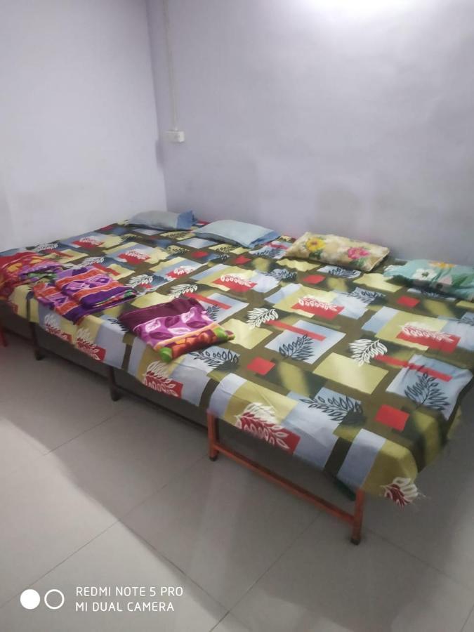 Shri Swami Sheetal Das Sewa Trust B1-88 Assi , Near Pushkar Talab,Varanasi, Ashram Dharmshala Hotel Bagian luar foto