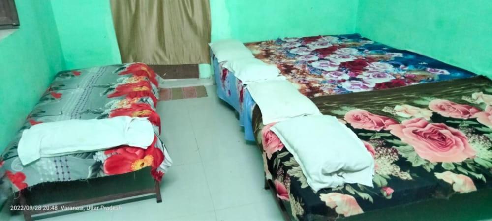 Shri Swami Sheetal Das Sewa Trust B1-88 Assi , Near Pushkar Talab,Varanasi, Ashram Dharmshala Hotel Bagian luar foto