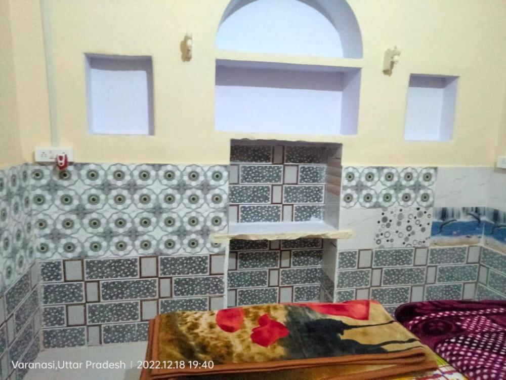 Shri Swami Sheetal Das Sewa Trust B1-88 Assi , Near Pushkar Talab,Varanasi, Ashram Dharmshala Hotel Bagian luar foto